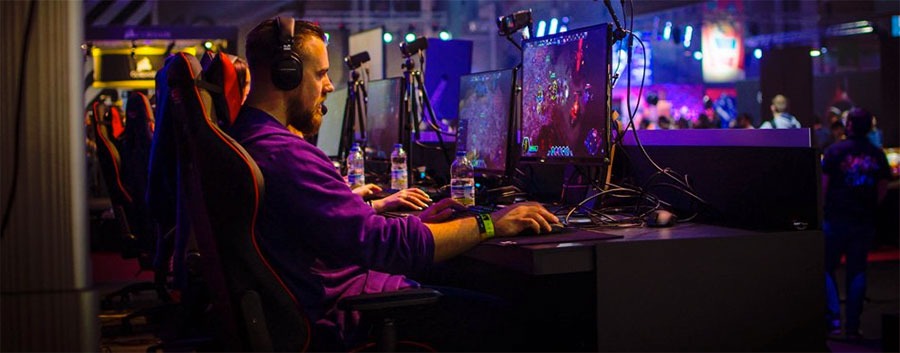 giocatore di videogiochi professionista